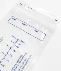 Spectra Moedermelk Bewaarzakjes Voor Borstvoeding - 30 Stuks - BPA Vrij - 200ml - Voor Diepvries -Pasgeborenen En Jonge Kinderen 1027x1200 4