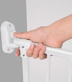 Traphek Op Wieltjes H:80 Br:84 Tot130cm Wit "een Inschuifbaar Traphekje Dat Rolt Op Wieltjes " -Pasgeborenen En Jonge Kinderen 1052x1200 1