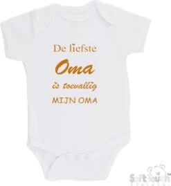 Soft Touch Romper "De Liefste Oma Is Toevallig Mijn Oma" Unisex Katoen Wit/tan Maat 56/62