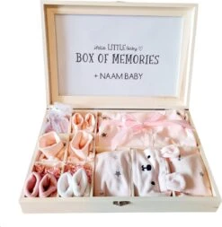 Gepersonaliseerd Kraamcadeau Meisje - Herinneringsdoos Baby- Baby Geschenkset - Kraamcadeau - Baby Memorie Box - Babyshower Cadeau - Babycadeau - 10 In 1 Kado - Cadeau Met Naam -Pasgeborenen En Jonge Kinderen 1172x1200 7