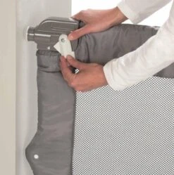 Safety 1st Travel Safety Barrier Reis Traphekje - 71 T/m 93 Cm - Drukbevestiging - Dark Grey -Pasgeborenen En Jonge Kinderen 1189x1200 11