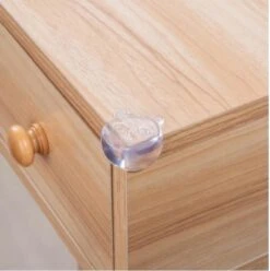 Merkloos 4 Stuks - Siliconen Tafel Hoekbeschermers Set - Tafelhoek Beschermers - Beschermhoeken - Veiligheid Baby Peuter En Kind - Zelfklevende Tafelhoek Beschermers - Transparant - Panda - Hoekbescherming Voor Kinderen - Kinderkamer - Deurstoppers