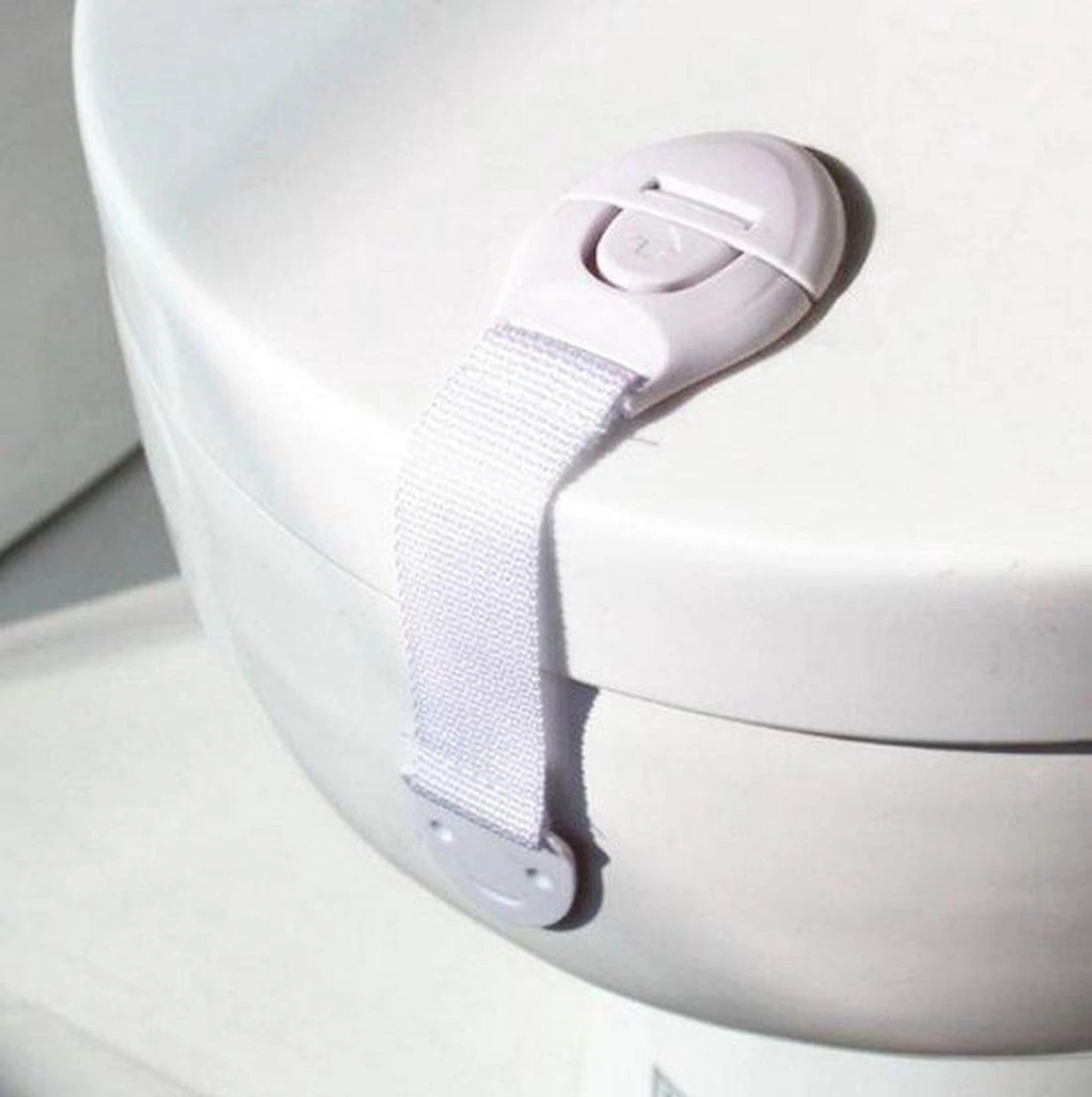 Kind Veiligheidsslot – 4 Stuks - Kinderslot Baby - Afsluiten Van Kasten, Lades, Apparatuur En De Oven – Drukslot – Kindslot – Baby Lock 7 Kind Veiligheidsslot – 4 Stuks - Kinderslot Baby - Afsluiten Van Kasten, Lades, Apparatuur En De Oven – Drukslot – Kindslot – Baby Lock - Afbeelding 7