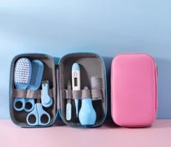 9-delige Baby Verzorgingsset - BLAUW - Baby Borstel - Baby Verzorgingsproducten - Nagelset - Manicure Set - Kraam Cadeau - GRATIS Opberg/-Reisdoosje -Pasgeborenen En Jonge Kinderen 1200x1029 4