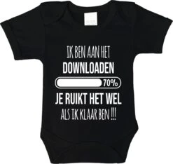 Merkloos Romper - Ik Ben Aan Het Downloaden, Je Ruikt Het Wel Als Ik Klaar Ben!!! - Maat: 62 - Korte Mouw - Baby - Papa - Romper Papa - Rompertjes Baby - Rompertjes Baby Met Tekst - Rompers - Rompertje - Rompertjes - Stuks 1 - Zwart -Pasgeborenen En Jonge Kinderen 1200x1138 16