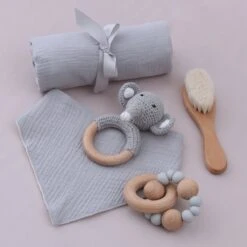 Merkloos Baby Geschenk Set - 5-delig Kraamcadeau - Giftset - Babyshower - Kraamvisite Cadeau - Grijs - Olifant 10 Merkloos Baby Geschenk Set - 5-delig Kraamcadeau - Giftset - Babyshower - Kraamvisite Cadeau - Grijs - Olifant -Pasgeborenen En Jonge Kinderen 1200x1200 1028