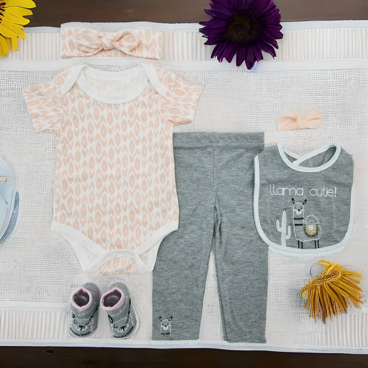 Spronkers® Baby Kleding Set 5 Stuks - Baby Kraamcadeau Meisje – Baby Cadeaupakket – Kraammand Baby Geschenkset - Roze 6-9 Maanden 7 Spronkers® Baby Kleding Set 5 Stuks - Baby Kraamcadeau Meisje – Baby Cadeaupakket – Kraammand Baby Geschenkset - Roze 6-9 Maanden - Afbeelding 7