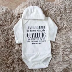 Merkloos Baby Cadeau Geboorte Papa En Mama Worden Meisje Jongen Set Met Tekst Aanstaande Zwanger Kledingset Pasgeboren Unisex Bodysuit | Babykleding Huispakje | Kraamkado | Gift Set Babyset Kraamcadeau Pakje Babygeschenk Babygeschenkset Kraampakket