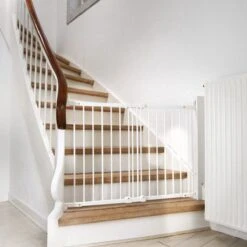 Babydan Flexigate Traphekje Schroefhekje Metaal 67 - 105,5 Cm - Wit -Pasgeborenen En Jonge Kinderen 1200x1200 1799