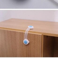 Merkloos Kinderslot Kastjes - Kinderbeveiliging - Kinderslot - Kinderslot Keukenkast - Smiley Kinderslot - 4 Stuks