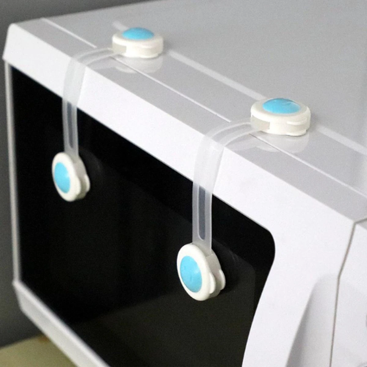 Merkloos Kinderslot Kastjes - Kinderbeveiliging - Kinderslot - Kinderslot Keukenkast - Smiley Kinderslot - 4 Stuks 4 Merkloos Kinderslot Kastjes - Kinderbeveiliging - Kinderslot - Kinderslot Keukenkast - Smiley Kinderslot - 4 Stuks - Afbeelding 4