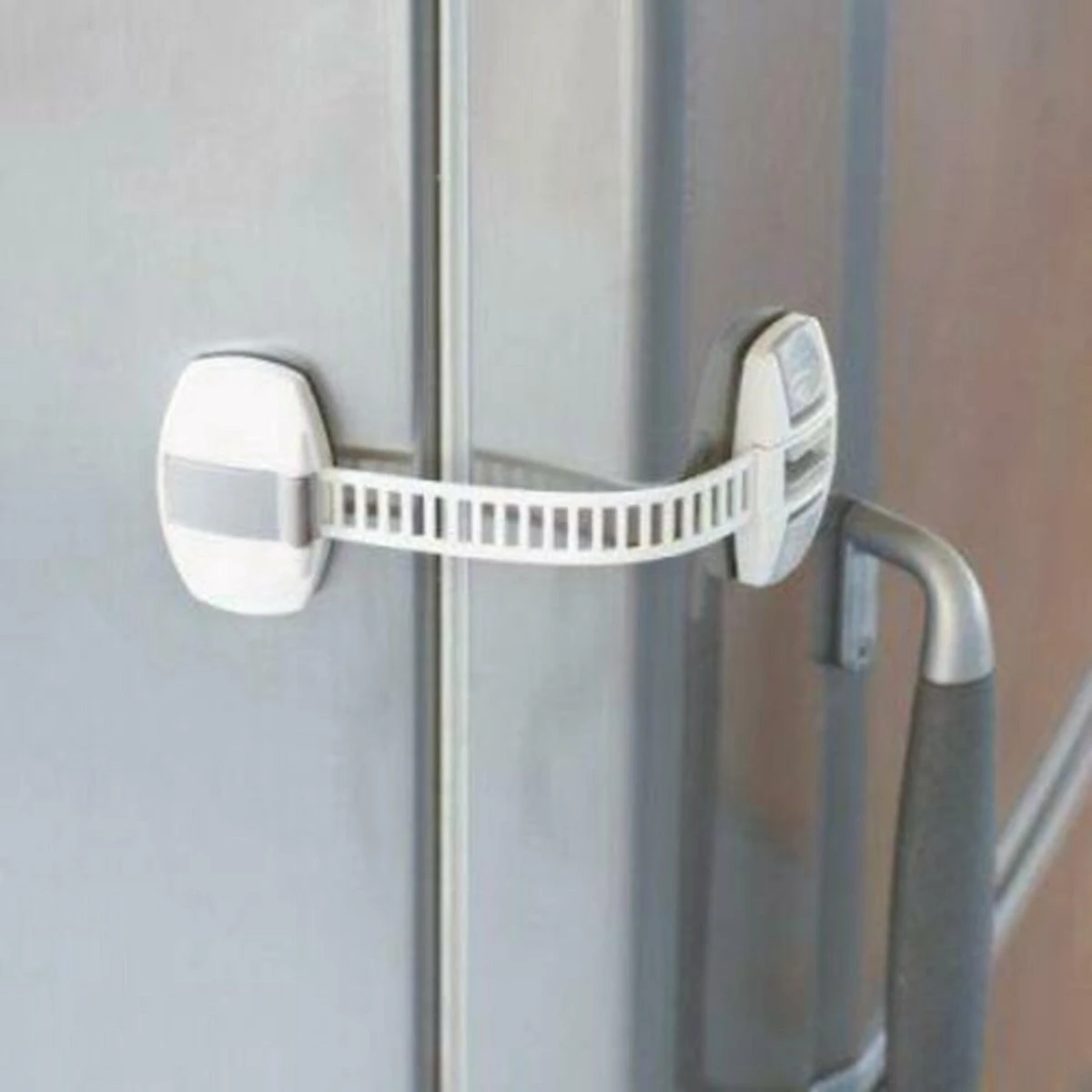 *** 2 X Knijpslot Zelfklevend 20 Cm - Kinderbeveiliging - Wit - Van Heble*** 3 *** 2 X Knijpslot Zelfklevend 20 Cm - Kinderbeveiliging - Wit - Van Heble*** - Afbeelding 3