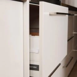 Dream Baby Veiligheidshaakjes Keukenkastjes - Kinderbeveiliging Voor Kasten - Kastslot - Kast Beveiliging Baby - Eenvoudig Te Monteren - 3 Stuks - Wit -Pasgeborenen En Jonge Kinderen 1200x1200 2213