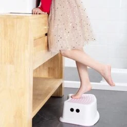 Minismus Anti-Slip Opstap Krukje Voor WC, Keuken En Badkamer | Toilettrainer Voor Kinderen | Badkamerkruk | WC Trainer -Pasgeborenen En Jonge Kinderen 1200x1200 2516