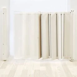 BabyDan Traphekje Deurhekje Harmonica Guard Me Creme 64.5 Tot 89 Cm -Pasgeborenen En Jonge Kinderen 1200x1200 2630