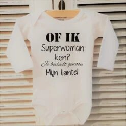 Merkloos Baby Rompertje Met Tekst Of Ik Superwoman Ken? Je Bedoelt Gewoon Mijn Tante! | Lange Mouw | Wit | Maat 62/68 Cadeautje Zwangerschap Aankondiging Tante's Liefste Knuffel Worden Voor Verjaardag Of Tantedag ( I Love Allerliefste Meter ) -Pasgeborenen En Jonge Kinderen 1200x1200 2684
