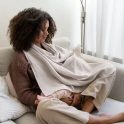 Doomoo Basics - Mom'n Play Tetra Almond - Veelzijdige Borstvoedingsdoek - Biokatoen -Pasgeborenen En Jonge Kinderen 1200x1200 690