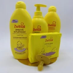 Zwitsal Pakket Met Bibs Speen Zwitsal Shampoo Zwitsal Bodylotion Zwitsal Creme Zeep Zwitsal Zeepvrij Schuimbad En Knuffeltje - Baby Cadeau - Kraamcadeau - Babyshower - Maat XL - 6 Producten -Pasgeborenen En Jonge Kinderen 1200x1200 917