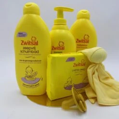 Zwitsal Pakket Met Bibs Speen Zwitsal Shampoo Zwitsal Bodylotion Zwitsal Creme Zeep Zwitsal Zeepvrij Schuimbad En Knuffeltje - Baby Cadeau - Kraamcadeau - Babyshower - Maat XL - 6 Producten -Pasgeborenen En Jonge Kinderen 1200x1200 920