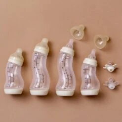 Difrax Newborn Babystartpakket Met 4 Babyflessen & 2 Soorten Fopspenen 15 Difrax Newborn Babystartpakket Met 4 Babyflessen & 2 Soorten Fopspenen -Pasgeborenen En Jonge Kinderen 1200x1200 967
