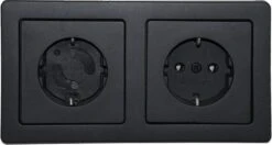 Stopcontact Beveiliging Zwart - 18 Stuks - Kinderbeveiliging - Stopcontactbeveiliging - Stopcontact Beschermer - Zelfklevende - Stopcontactbeveiliger - Stopcontact Beveiliging - Elektriciteit Beveiliging - Babybeveiliging - Kind -Socket Safety -Pasgeborenen En Jonge Kinderen 1200x642 1