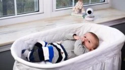 Motorola Nursery VM 855 Connect Baby Monitor - Met Motorola Nursery App - 5 Inch Ouderunit – Nachtvisie -Pasgeborenen En Jonge Kinderen 1200x682