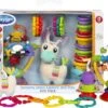 Playgro Sensoriche Ontdek Geschenkset - Kraamkado - Lama Knuffel - Kinderstoelspeeltje - 9 Bekers - 6 Ringen