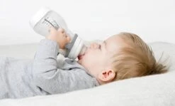 Difrax Anti-Colic Papfles XL Wide - 310 Ml - Wit/Transparant - 2 Stuks -Pasgeborenen En Jonge Kinderen 1200x725