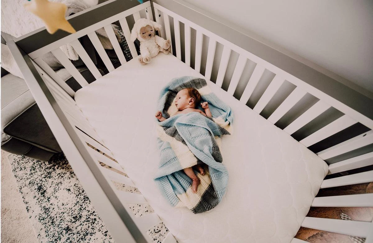 Full HD Wifi Babyfoon Met Camera - Met App - Camera Beveiliging - 1290P - Automatisch Volgen - Geluid En Bewegingsdetectie - 4G/5G - Spraakfunctie - Nachtvisie - Wit 11 Full HD Wifi Babyfoon Met Camera - Met App - Camera Beveiliging - 1290P - Automatisch Volgen - Geluid En Bewegingsdetectie - 4G/5G - Spraakfunctie - Nachtvisie - Wit - Afbeelding 11