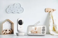 Motorola Nursery Babyfoon - Met Camera - VM34 - 4.3-Inch Kleurendisplay - Infrarood Nachtzicht - Terugspreekfunctie - Slaapliedjes -Pasgeborenen En Jonge Kinderen 1200x799 22