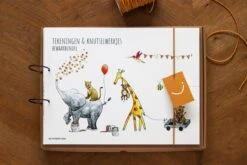 Juulz Illustrations - Bewaarbundel Tekeningen & Knutselwerkjes - Tekeningen Bewaren - Knutselen -Pasgeborenen En Jonge Kinderen 1200x800 143