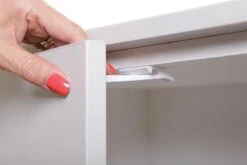 Dream Baby Veiligheidshaakjes Keukenkastjes - Kinderbeveiliging Voor Kasten - Kastslot - Kast Beveiliging Baby - Eenvoudig Te Monteren - Lang | 8 Stuks -Pasgeborenen En Jonge Kinderen 1200x800 281