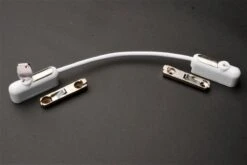 Arte Viva Window Alert Raambeveiliging - Wit -Pasgeborenen En Jonge Kinderen 1200x800 285