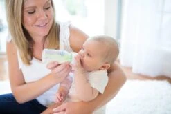 Dr. Brown's Options+ Anti-colic Standaard Fles - 120ml -Pasgeborenen En Jonge Kinderen 1200x800 57