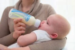 Dr. Brown's Options+ Anti-colic Standaardfles - 250 Ml - 3 Stuks 10 Dr. Brown's Options+ Anti-colic Standaardfles - 250 Ml - 3 Stuks -Pasgeborenen En Jonge Kinderen 1200x800 79