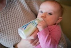 Dr. Brown's Options+ Anti-colic Standaard Fles - 120ml -Pasgeborenen En Jonge Kinderen 1200x806 2