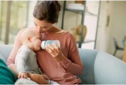 Philips Avent Anti-Colic SCD807/00 - Startersset Voor Pasgeborenen - 0M+ Met AirFree Ventiel -Pasgeborenen En Jonge Kinderen 1200x807 1