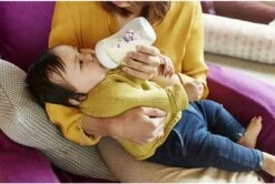 Philips Avent Natural Babyfles - SCF070/22 Babyfles (1m+) Voor Langzame Toevoer - 1x 19 Philips Avent Natural Babyfles - SCF070/22 Babyfles (1m+) Voor Langzame Toevoer - 1x -Pasgeborenen En Jonge Kinderen 1200x807 5