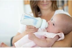 Dr. Brown's Options+ Anti-colic - Giftset Standaardfles - Blauw -Pasgeborenen En Jonge Kinderen 1200x813