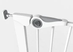 Noma Veiligheidshekje - Easy Fit Gate - Wit - 75 Tot 82 Cm -Pasgeborenen En Jonge Kinderen 1200x856 8