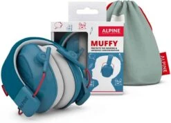 Alpine Muffy Kids Kinder Oorkap - Premium Gehoorbescherming Voor Kinderen Tot 16 Jaar - Verstelbare Oorbescherming Met Draagtas - 25 DB SNR - Blauw -Pasgeborenen En Jonge Kinderen 1200x863 3