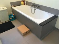 Aidapt Opstapje Bad - Onderkant Anti Slip Bovenkant Kurk (15,2 Cm Hoog) 6 Aidapt Opstapje Bad - Onderkant Anti Slip Bovenkant Kurk (15,2 Cm Hoog) -Pasgeborenen En Jonge Kinderen 1200x899 25