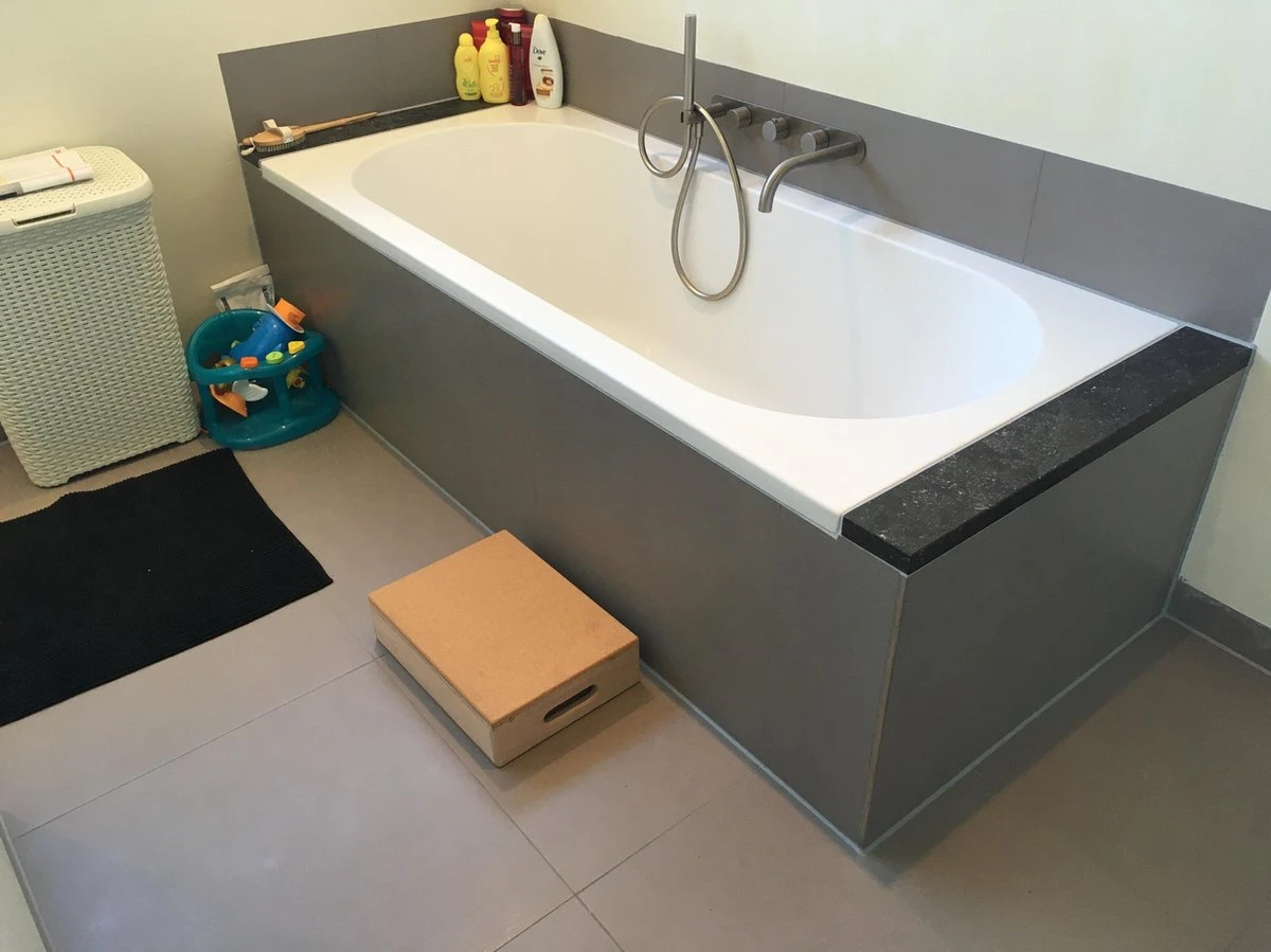 Aidapt Opstapje Bad - Onderkant Anti Slip Bovenkant Kurk (15,2 Cm Hoog) 3 Aidapt Opstapje Bad - Onderkant Anti Slip Bovenkant Kurk (15,2 Cm Hoog) - Afbeelding 3