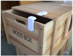 Kast En Lade Beveiliging - Set 4 Stuks - Extra Breed En Stevig - Veiligheidsslot Voor Kinderen - Lade Beveiliging - Kast Beveling - Locker Clips - Kliksysteem - Kinderveiligheid Set - Baby Veiligheid Set