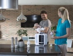 Tommee Tippee Perfect Prep Day & Night - Automtische Flessenbereider - Digitaal Display - Instelbaar Volume - Zwarta 14 Tommee Tippee Perfect Prep Day & Night - Automtische Flessenbereider - Digitaal Display - Instelbaar Volume - Zwarta -Pasgeborenen En Jonge Kinderen 1200x919 2