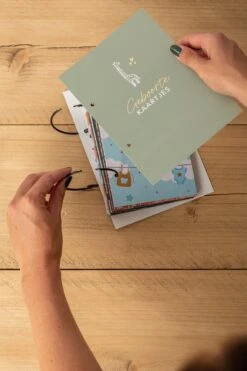 Bewaarbundel Geboorte Kaartjes - Great Memories - Groen - Design Giraf Met Goudfolie -Pasgeborenen En Jonge Kinderen 799x1200 14