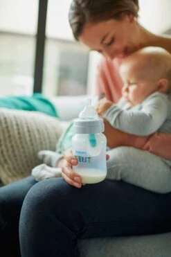 Philips Avent Anti-Colic SCD807/00 - Startersset Voor Pasgeborenen - 0M+ Met AirFree Ventiel -Pasgeborenen En Jonge Kinderen 800x1200 11