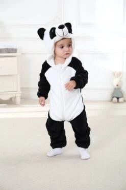 Budino Baby Romper Pyjama Onesie Pandabeer Dier - Wit Zwart - Maat 100 -Pasgeborenen En Jonge Kinderen 800x1200 122