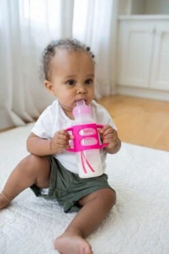 Dr. Brown's Siliconen Handvat Voor Standaardfles - Roze -Pasgeborenen En Jonge Kinderen 800x1200 42