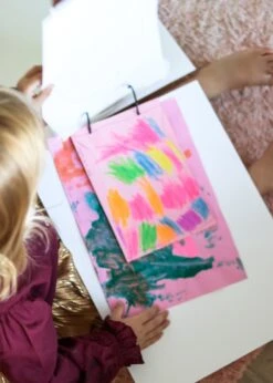 Juulz Illustrations - Bewaarbundel Tekeningen & Knutselwerkjes - Tekeningen Bewaren - Knutselen -Pasgeborenen En Jonge Kinderen 856x1200 9